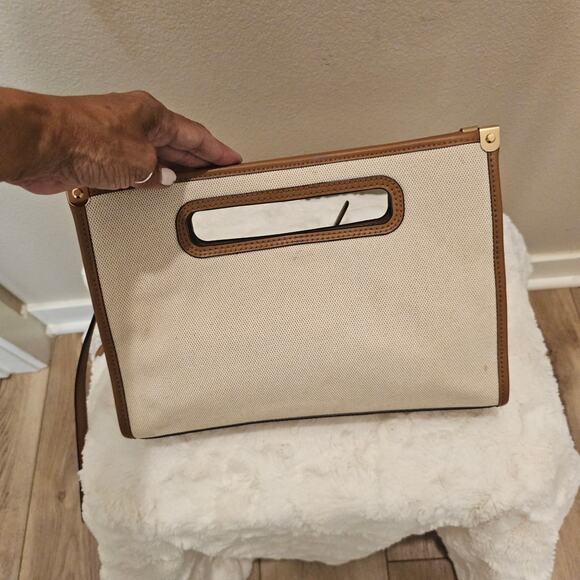 NWOT Michael Kors Canvas Clutch with Strap - Picture 4 of 9